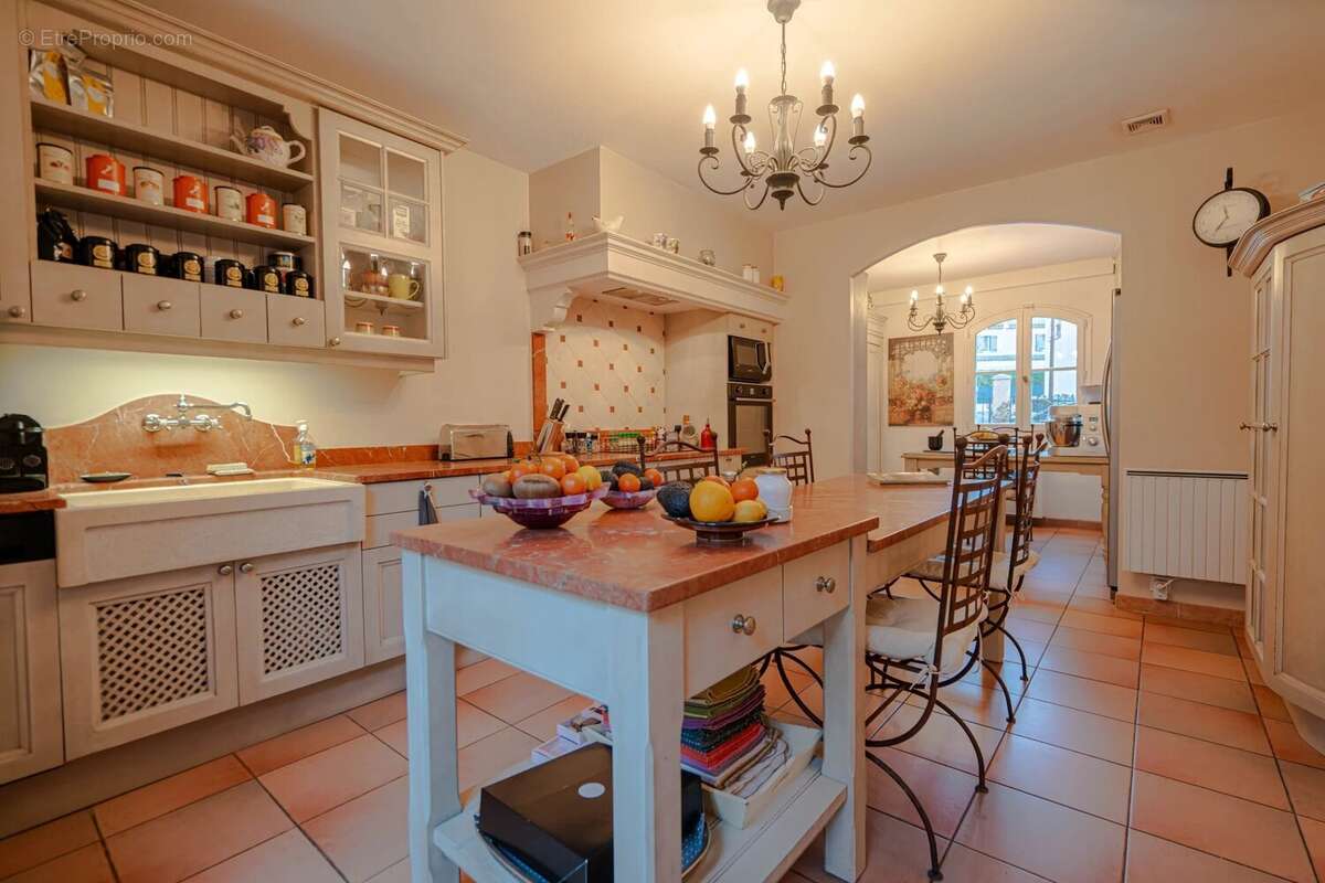 Maison à SAINT-MARC-JAUMEGARDE