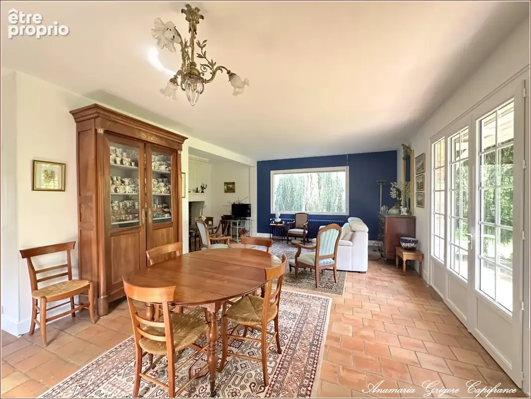 Courville-sur-Eure Maison familiale de 155 m², terrain arboré de 8317 m². Cadre exceptionnel et fort potentiel ! - photo 2