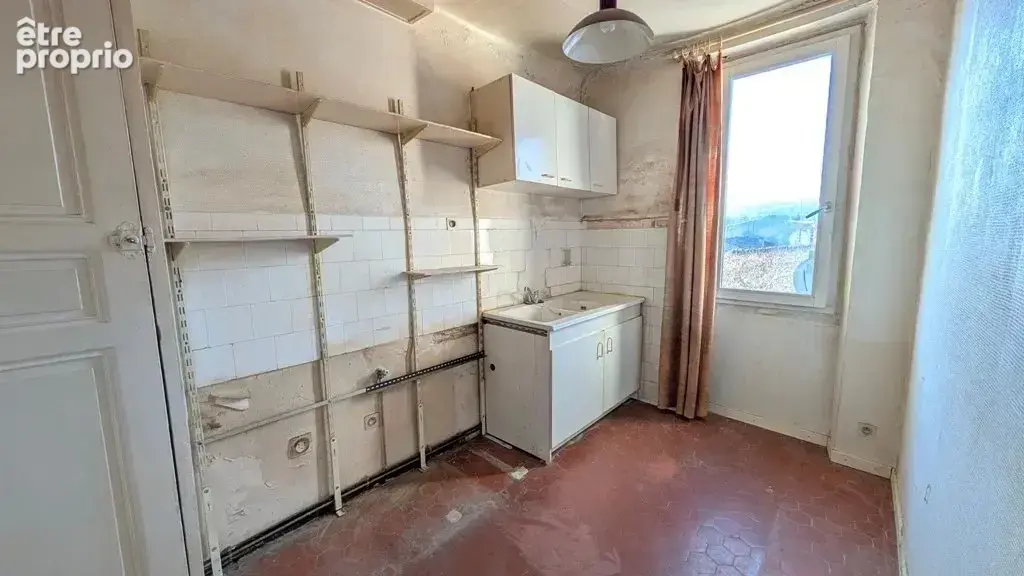 CARCES Appartement T3 à rafraichir avec cave - photo 2