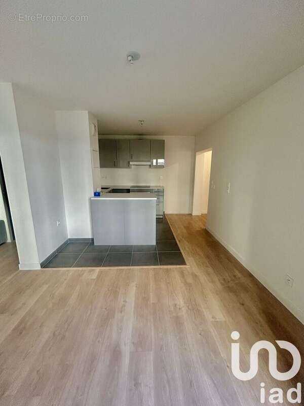 Photo 5 - Appartement à COURBEVOIE