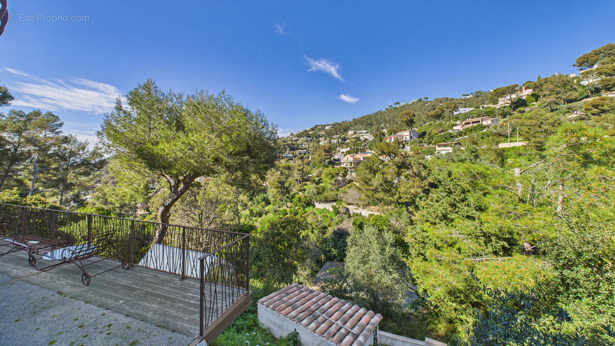 Maison à CARQUEIRANNE