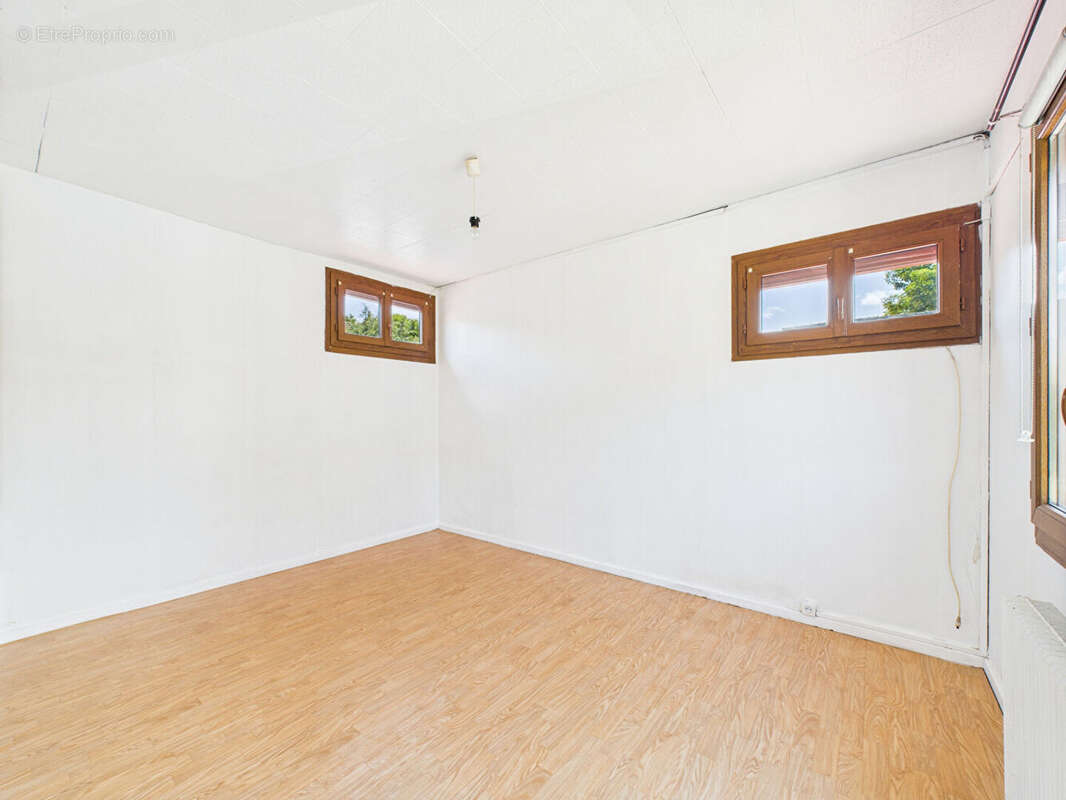 Maison à TOURVILLE-LA-RIVIERE