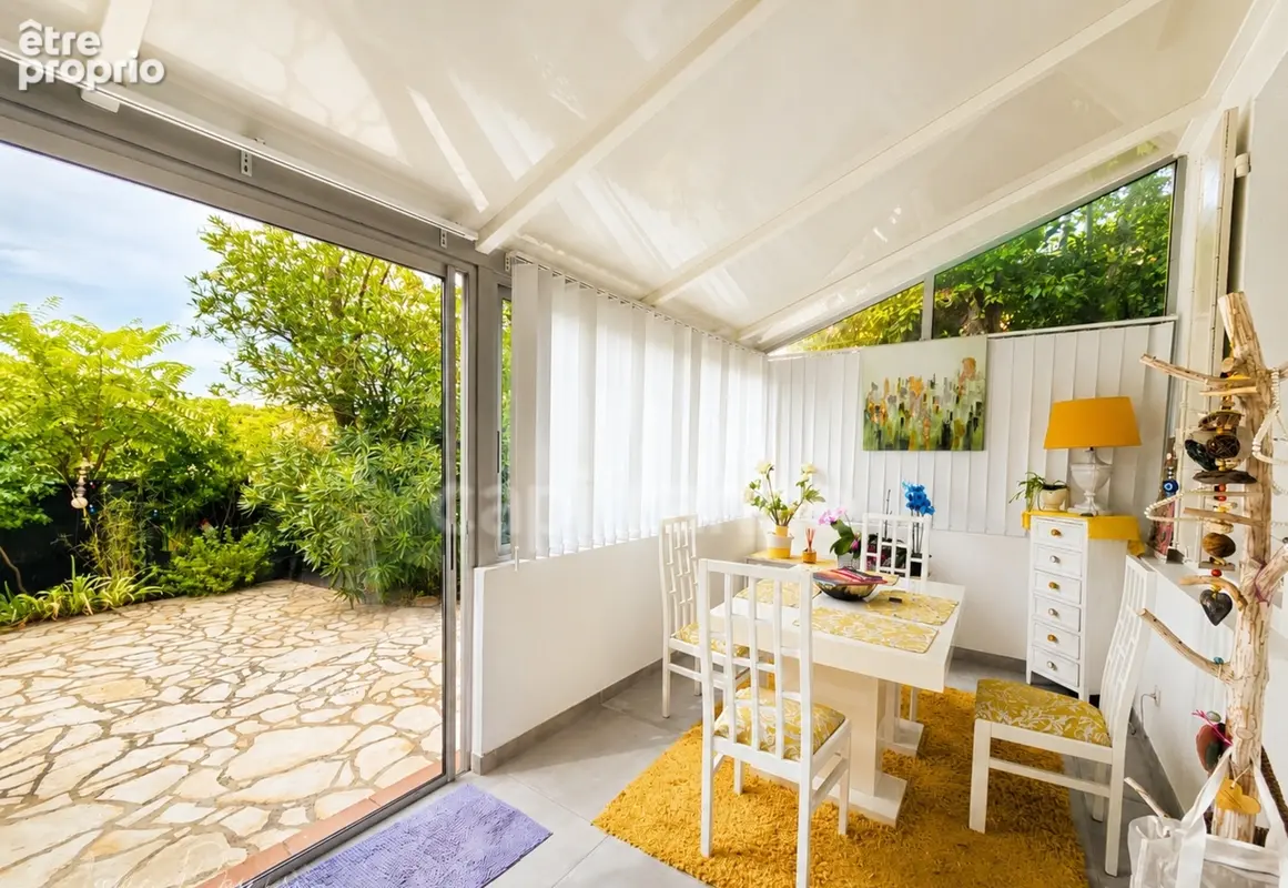 Appartement à vendre 2/3 pièces, jardin de 170 m2, parkings LE CASTELLET (83) - photo 4