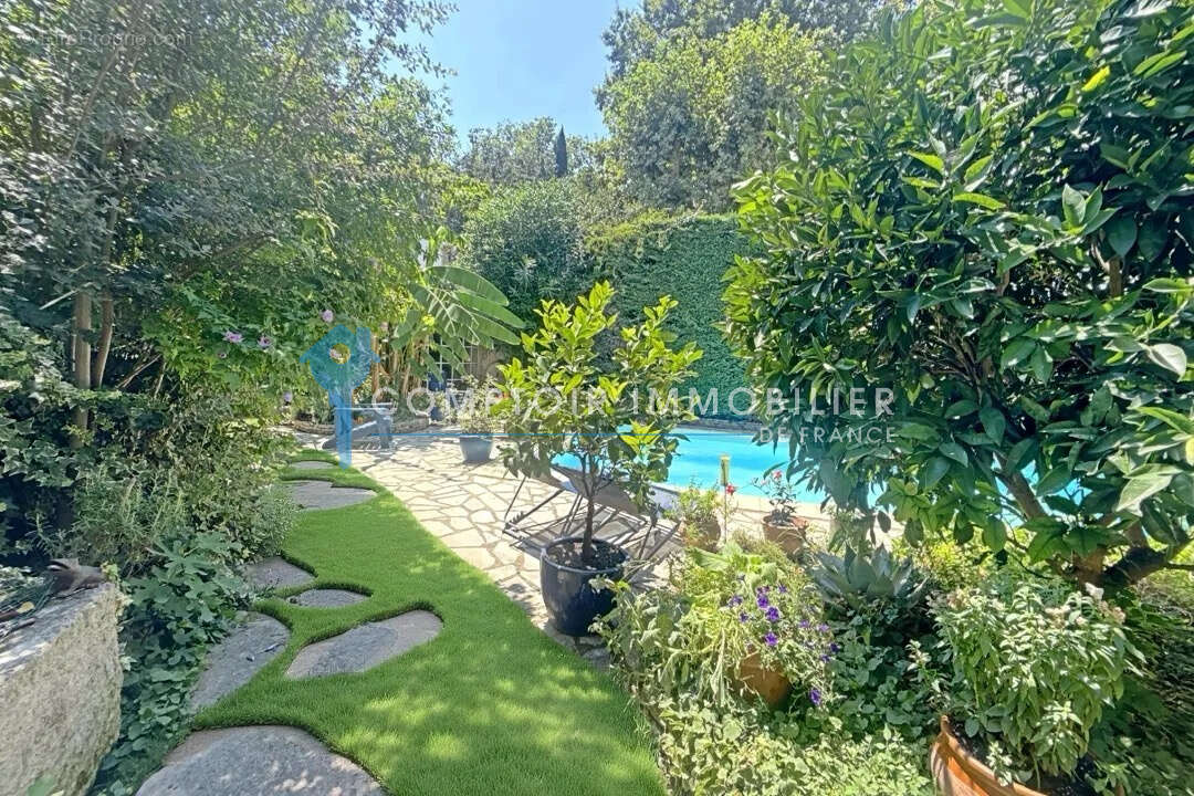 À Vendre- Maison Vigneronne 225 M2 - 7 pièces - photo 21