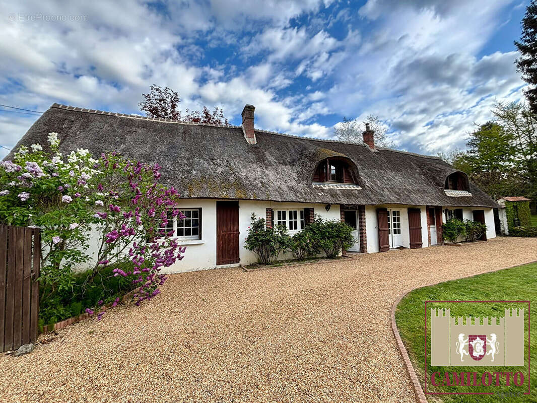 Maison à FAVEROLLES