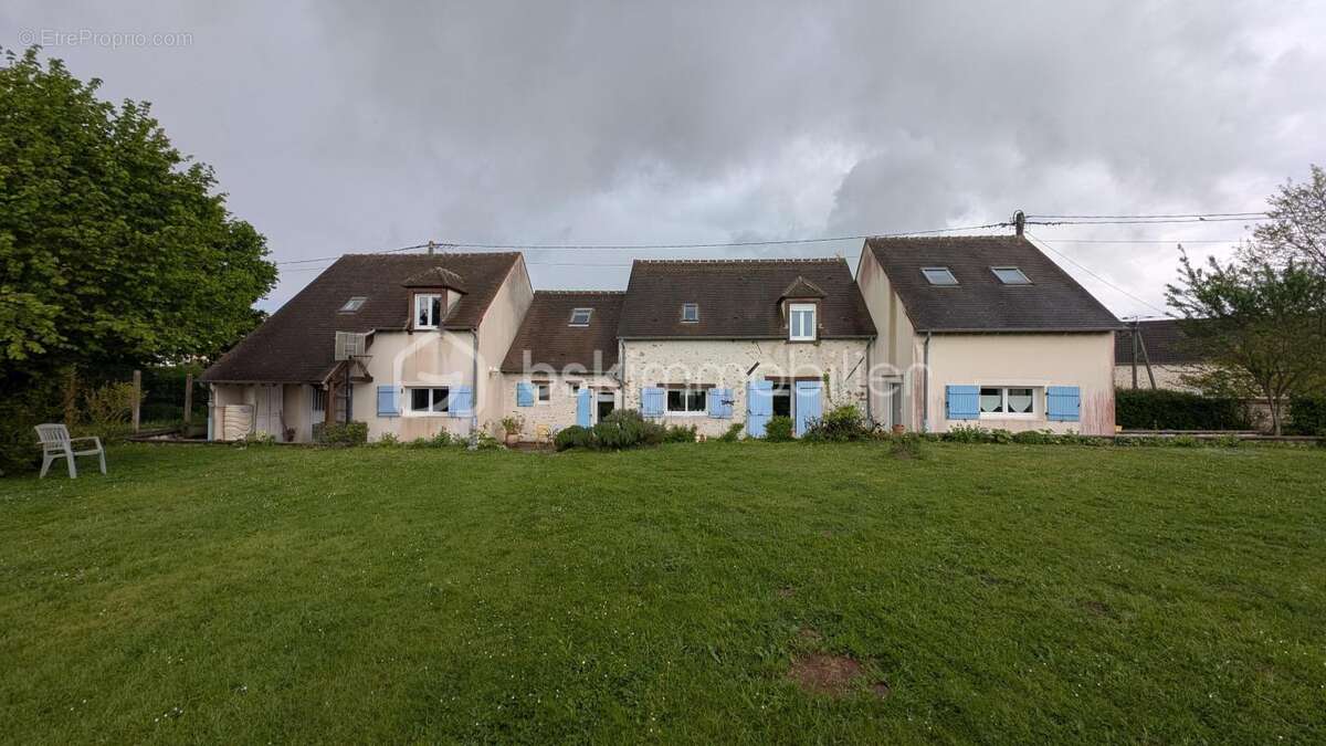 Maison à COULOMMIERS