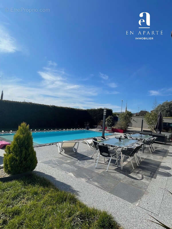 Maison à SAINTE-CONSORCE