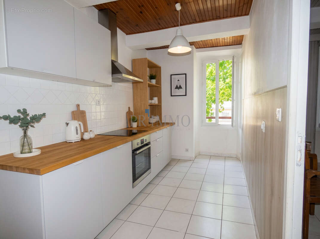Appartement de plain pied sur 234 m2 de terrain avec garage et cave le thoronet - photo 7