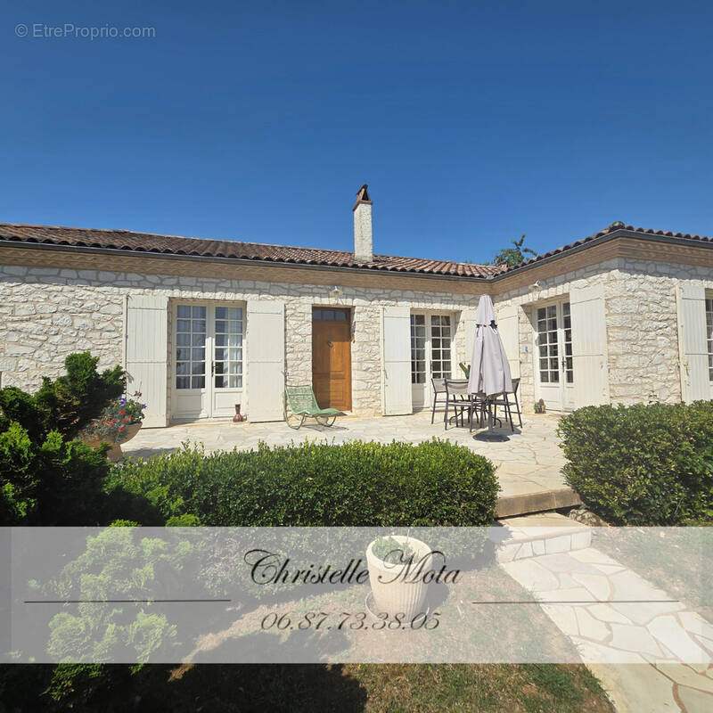 Maison à CASTILLONNES