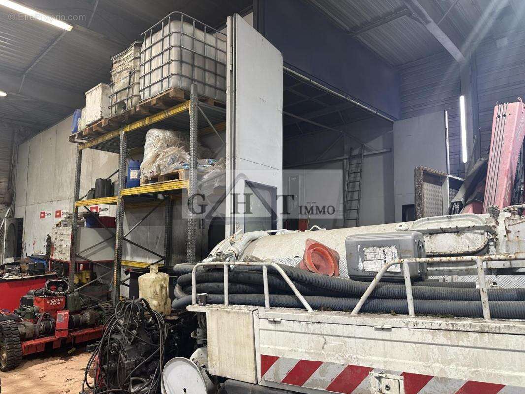 Batiment indépendant à vendre - photo 2