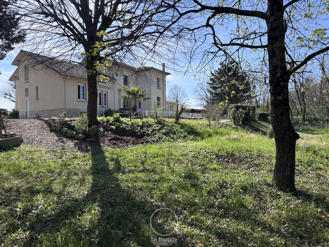 Maison à LA BATIE-ROLLAND