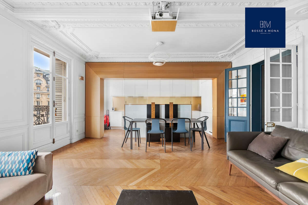 Appartement à PARIS-7E