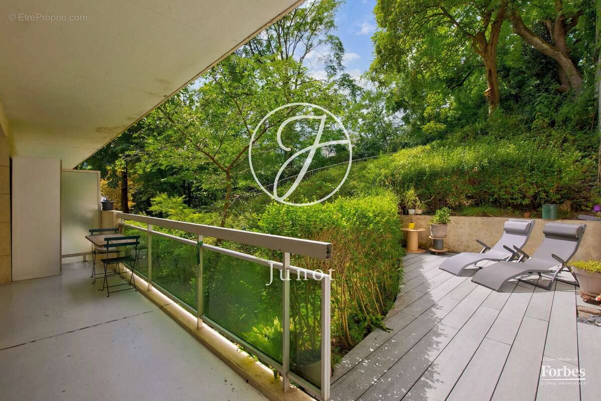 Appartement à SEVRES