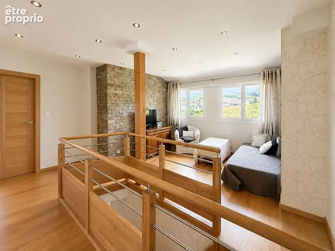 Maison familiale spacieuse à vendre à Wettolsheim - Rare sur le marché ! - photo 11