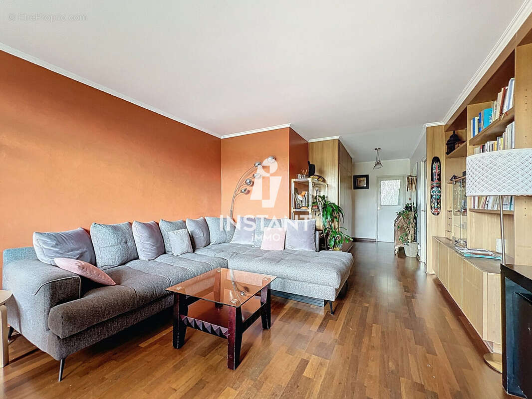 Proposition d&#039;ameublement (Chambre 2) - Appartement à MAISONS-ALFORT