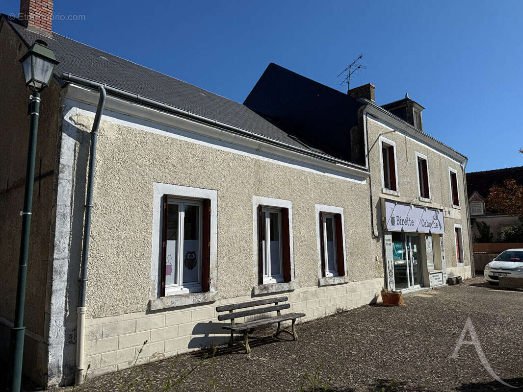 Maison à MONTIPOURET