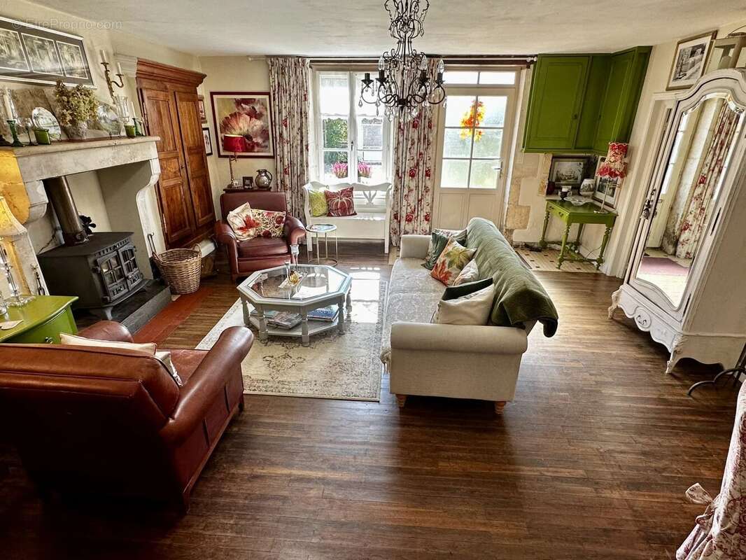 Maison à LA FORET-DE-TESSE