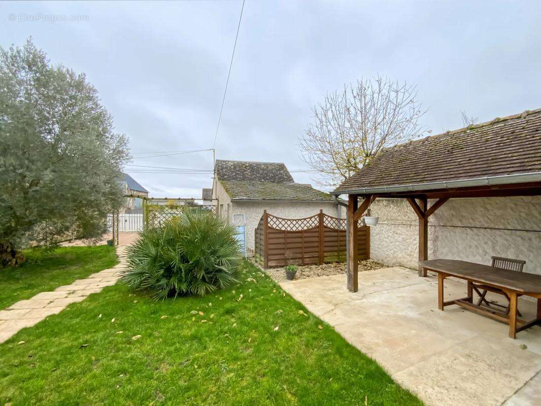 Maison à SAINT-CLOUD-EN-DUNOIS