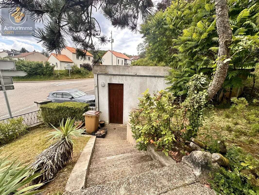 Maison à SAINTE-RUFFINE