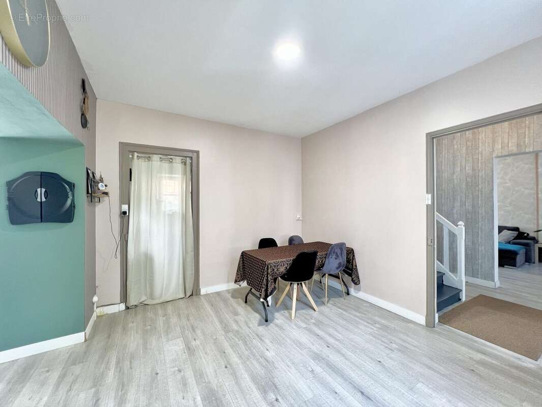 Maison à TIGNIEU-JAMEYZIEU