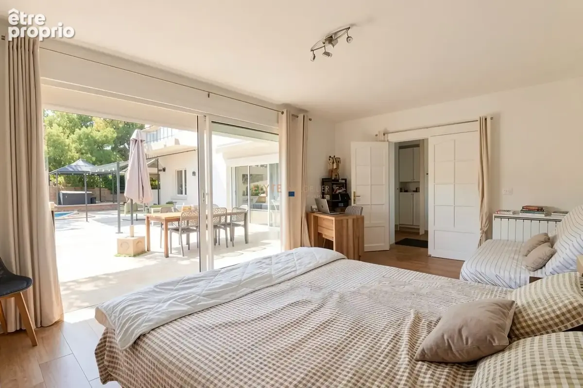 Maison 6 pièces 145 m² à vendre à Peynier (13790) - photo 8