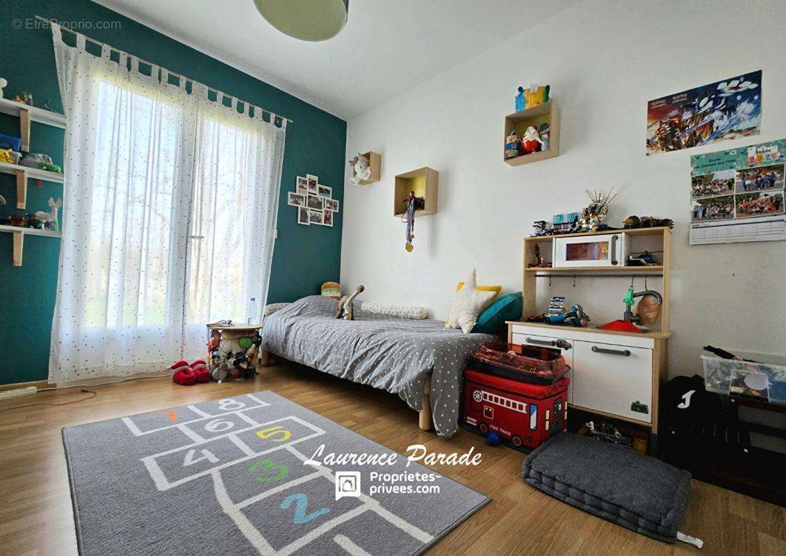 Maison à CAMPS-SUR-L'ISLE