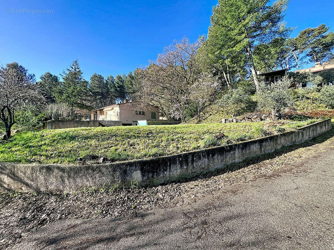 Terrain à GARDANNE