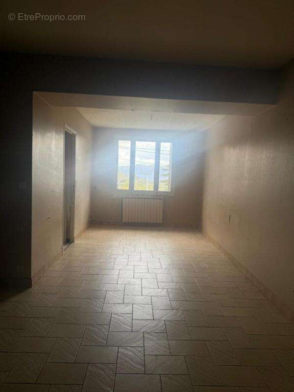 Maison de 92 m² à vendre - Le Pradal 34600 - photo 2