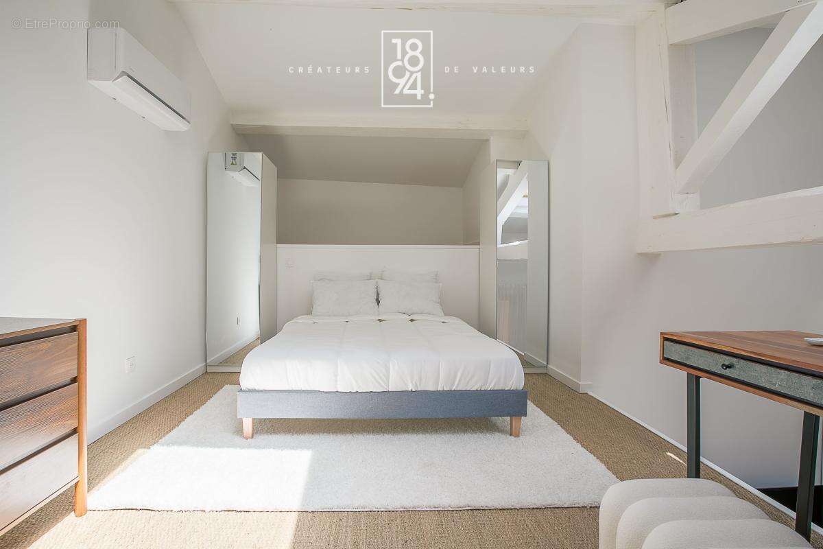 Appartement à MARSEILLE-7E