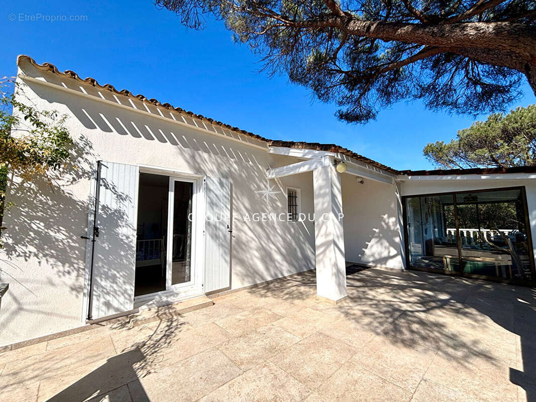 Maison à LES ISSAMBRES