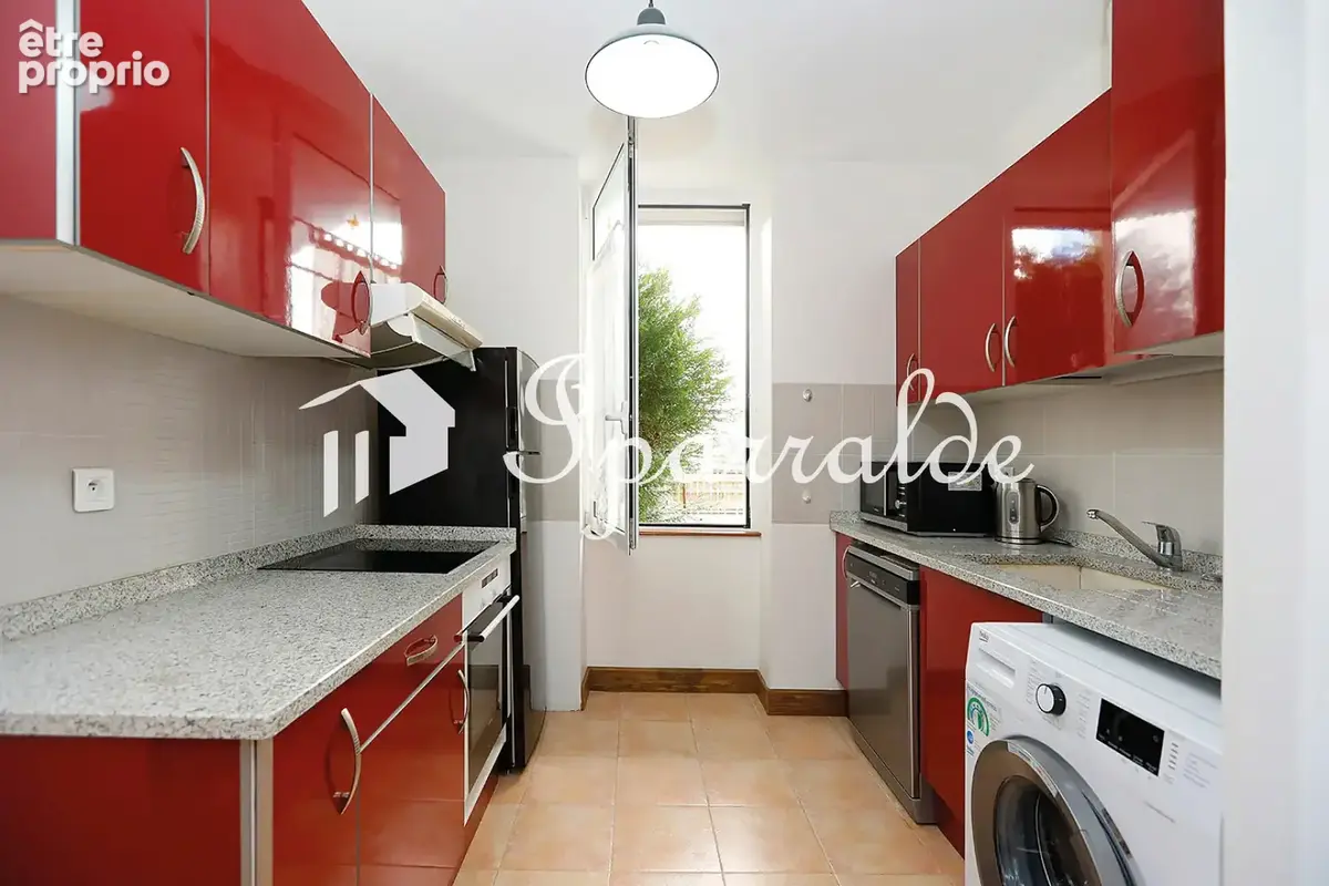 CENTRE-VILLE   T3 72 m2 avec terrasse, jardin et caves - photo 16