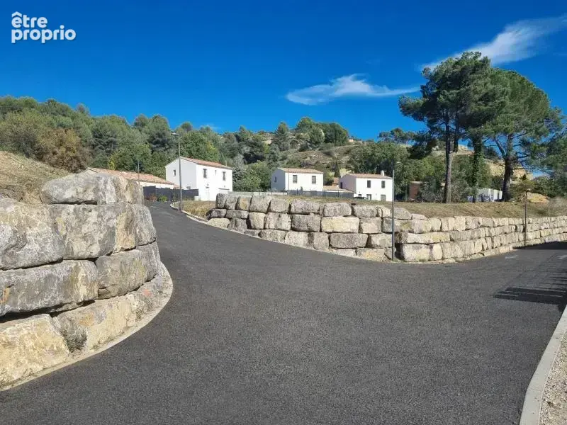 Terrain à CADENET
