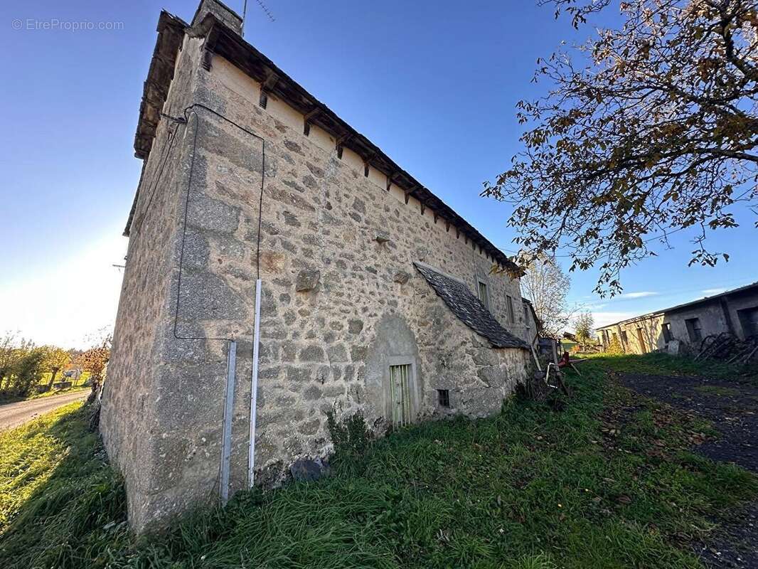 Maison à MONTEZIC