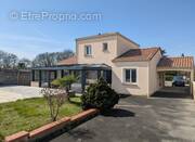 Maison à LA HAIE-FOUASSIERE