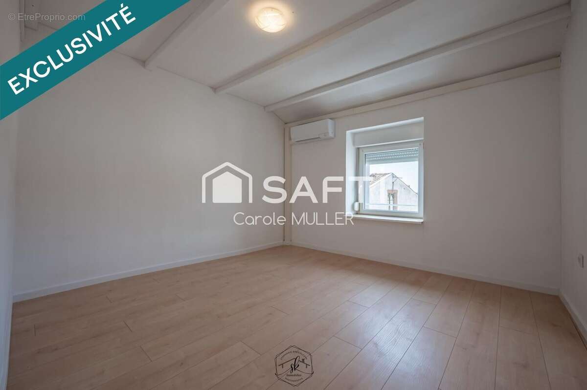 Appartement 82 m² à Waldweistroff  - photo 4