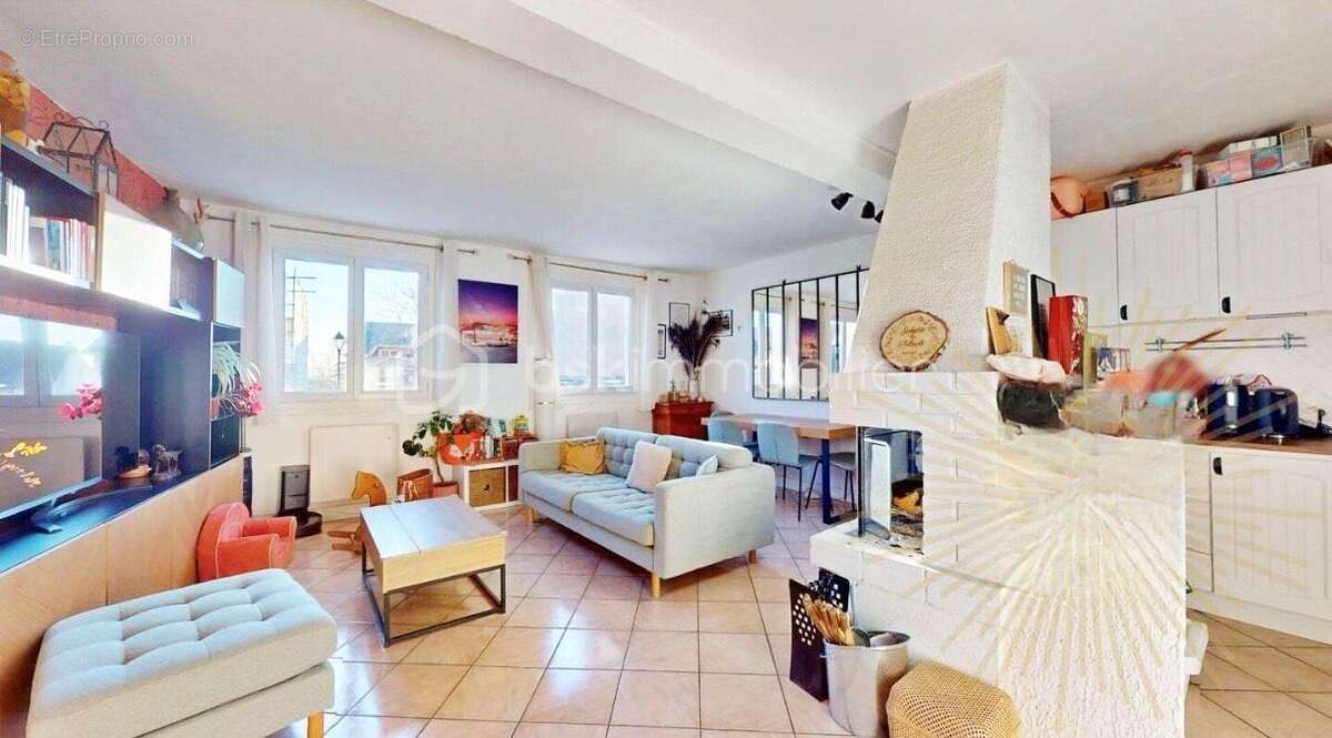 Appartement à SAINT-NOM-LA-BRETECHE