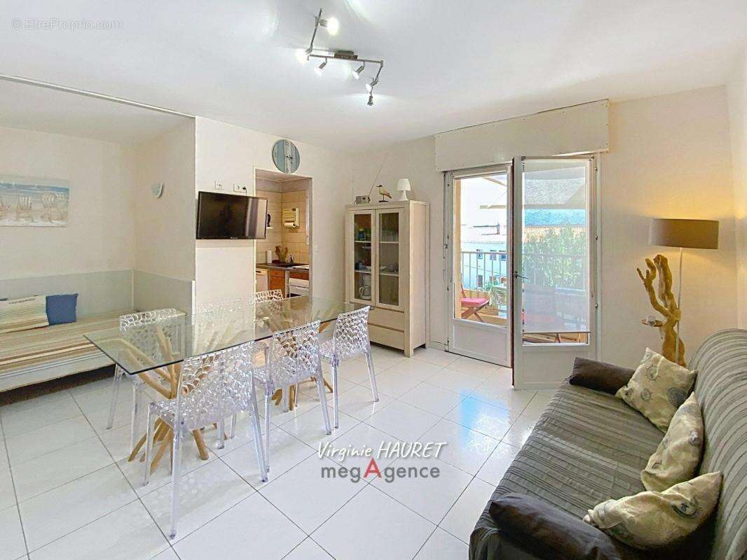 Appartement à FLEURY