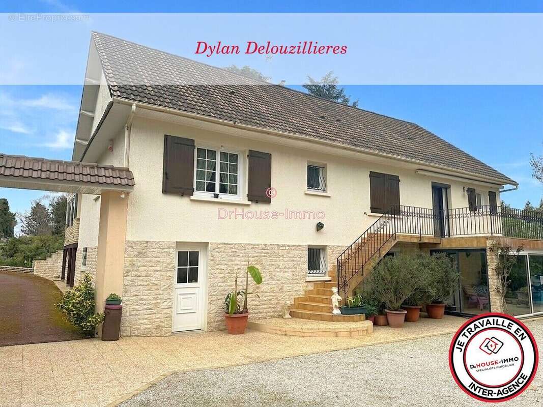 Maison à VOUNEUIL-SOUS-BIARD