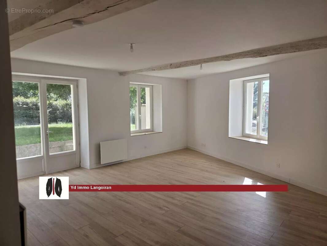 HAUX - Appartement T2 de 54m² en rez-de-jardin - photo 3