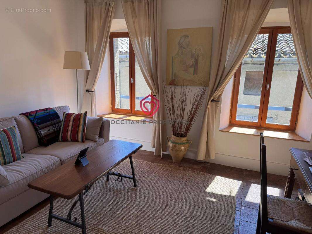 Maison à AZILLE