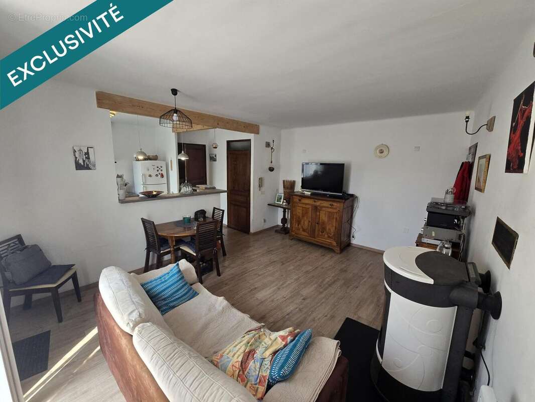 Photo 2 - Maison à CHATEAU-ARNOUX-SAINT-AUBAN