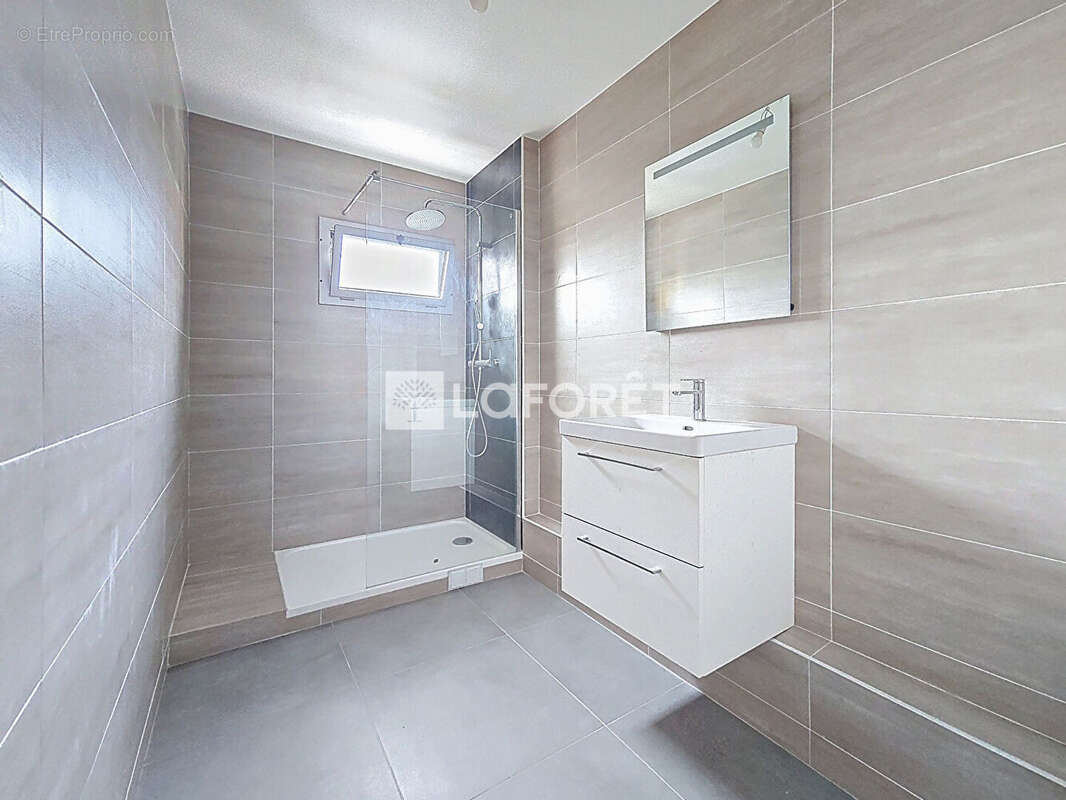 Appartement à BOURG-LA-REINE