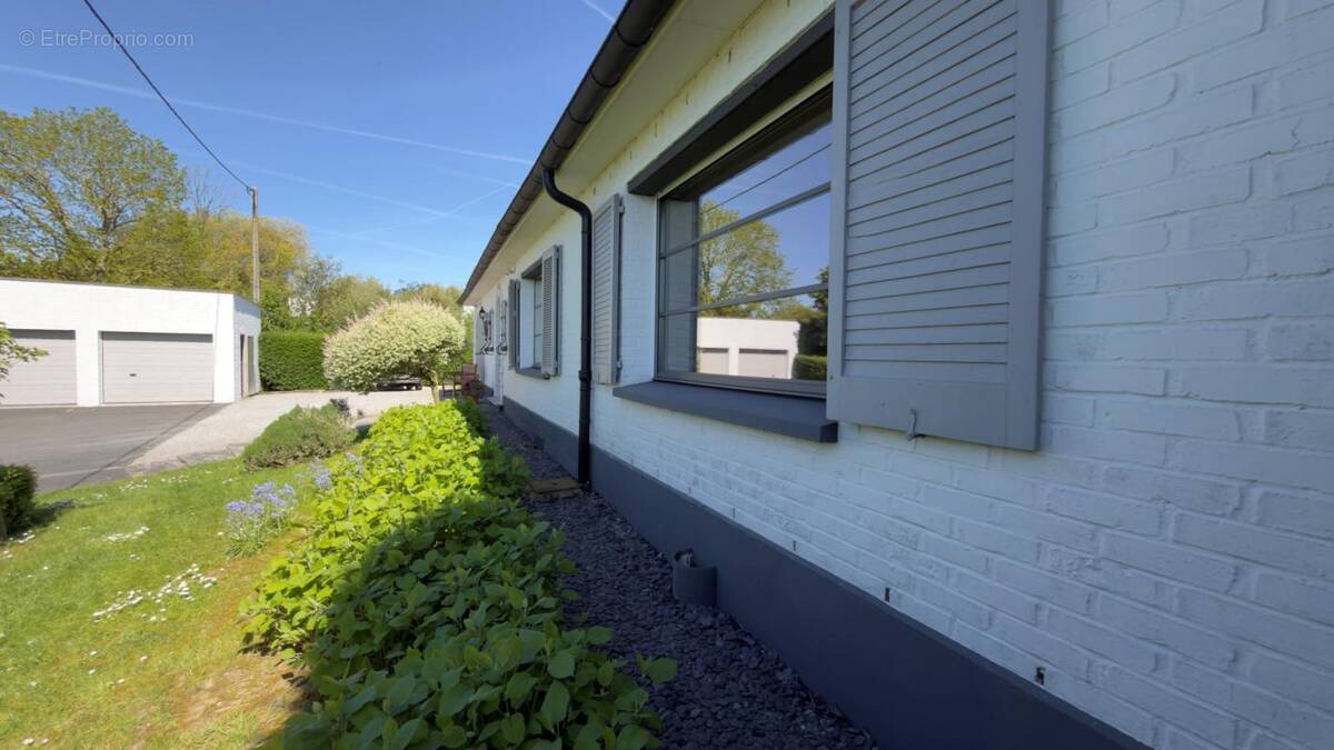 Maison à ENNETIERES-EN-WEPPES