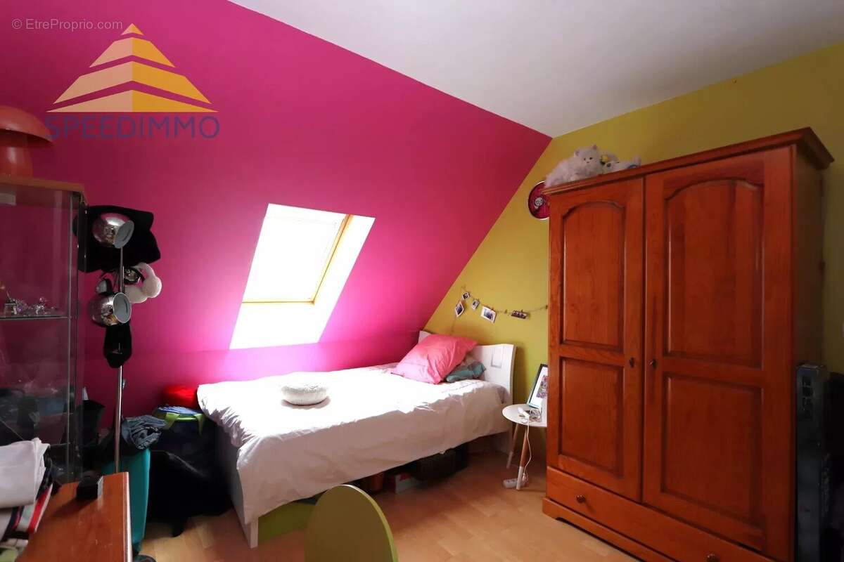 Maison à BOUSSY-SAINT-ANTOINE