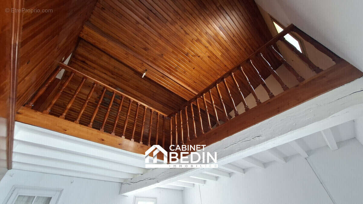 Maison 247 m² à Libourne  - photo 7