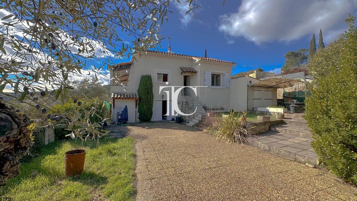 Maison à SAINT-AMBROIX