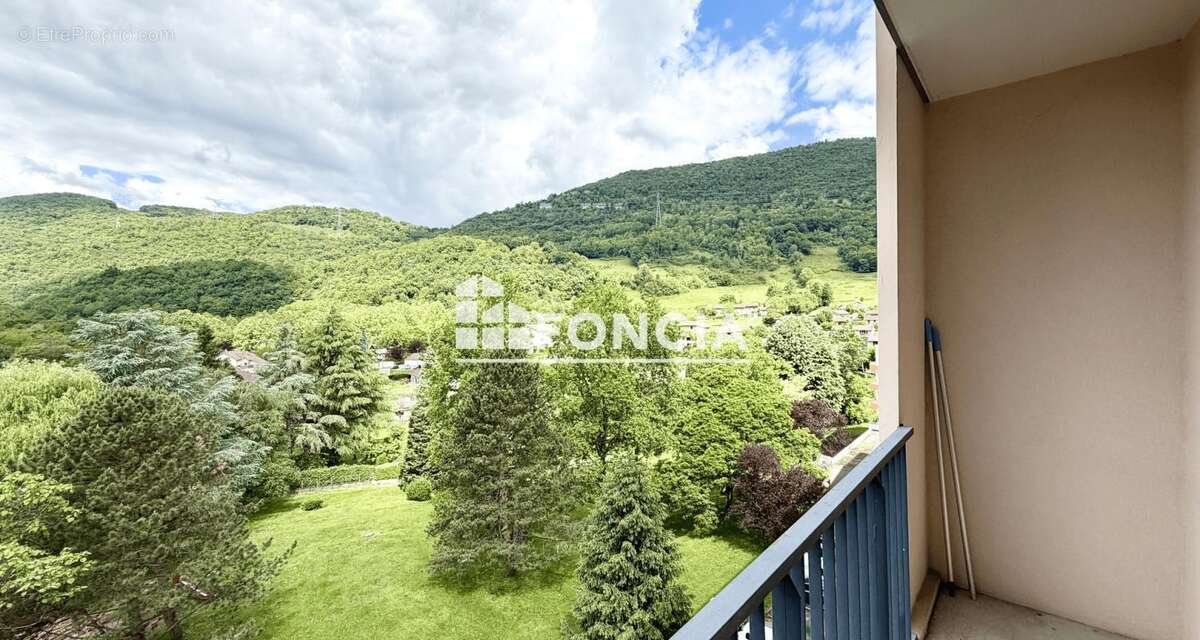 Appartement à VIZILLE