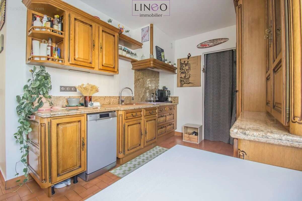 Appartement à THIAIS