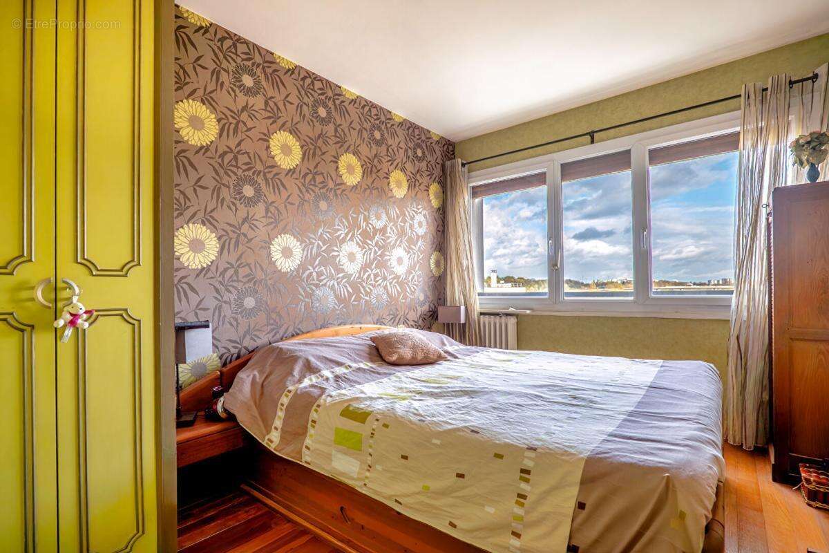 Appartement à MAISONS-ALFORT