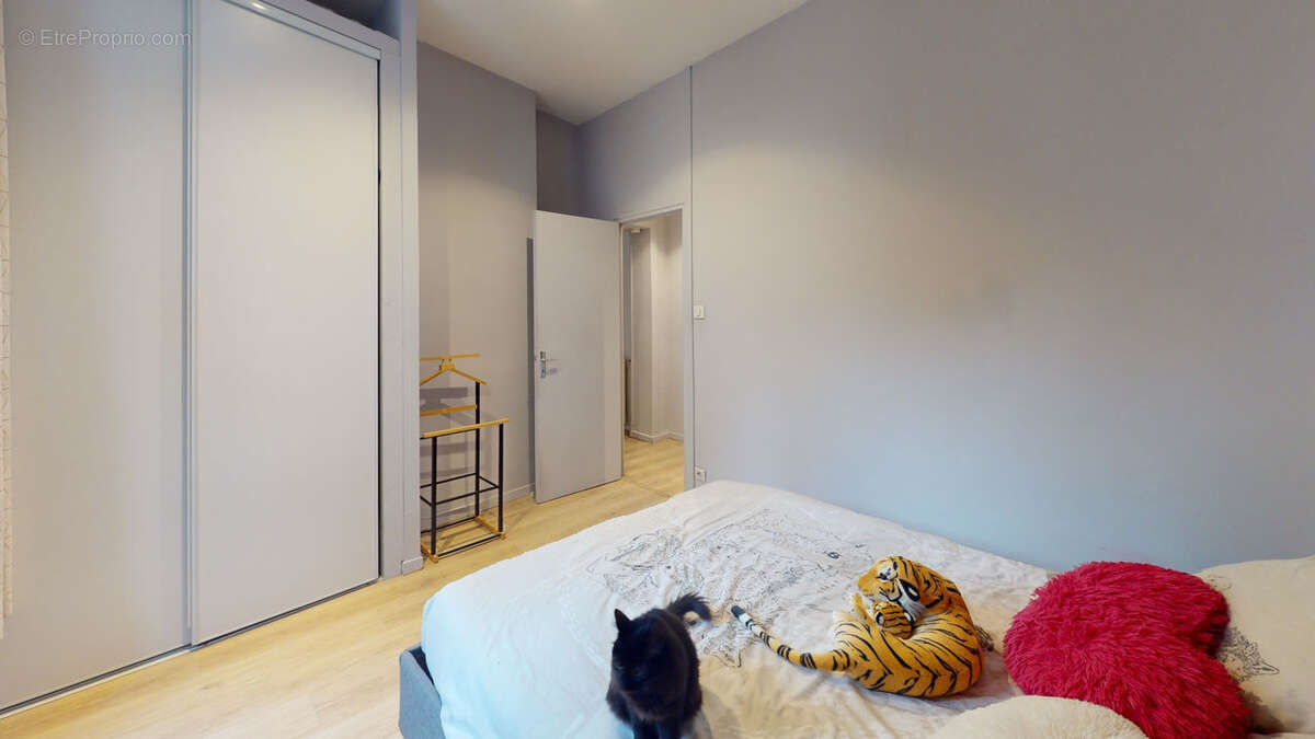 Appartement à SAINT-ETIENNE